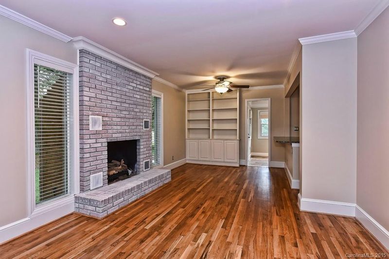 4538 Bradbury Dr, Charlotte, NC 28209