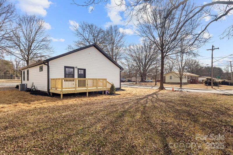 19601 S Ferry St, Cornelius, NC 28031