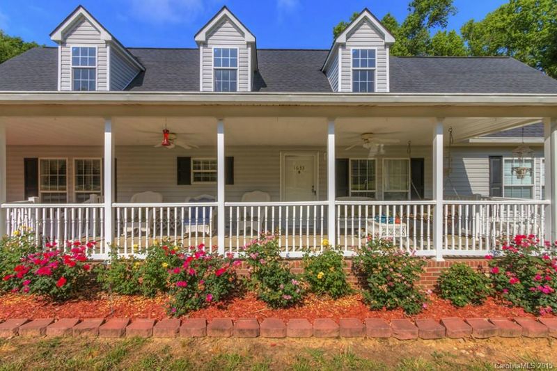 1633 Cedar Terrace Dr, Lancaster, SC 29720