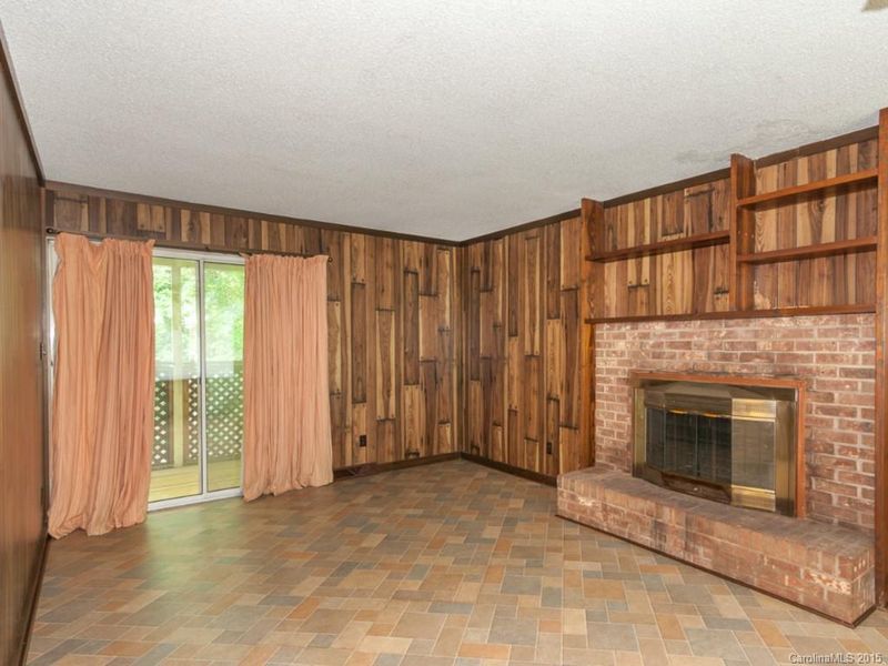 3922 Lake Rd, Charlotte, NC 28269