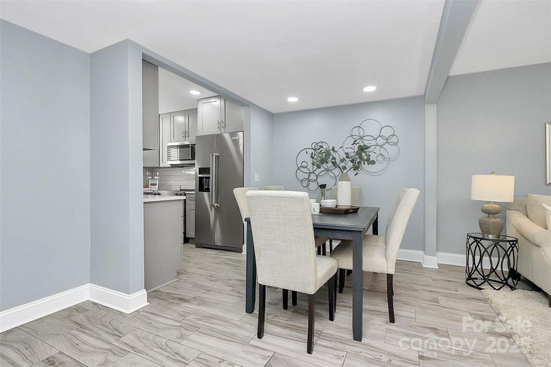 1805 Sabrina Ct, Charlotte, NC 28210