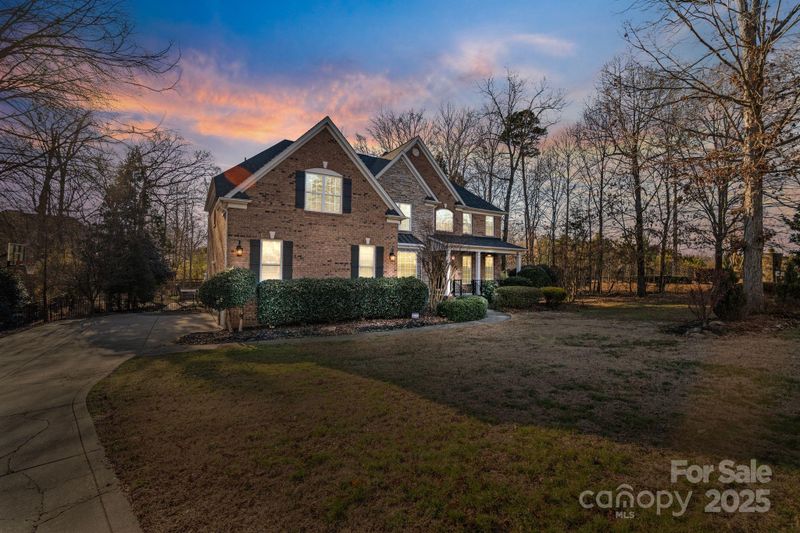 1102 Dobson Dr, Waxhaw, NC 28173