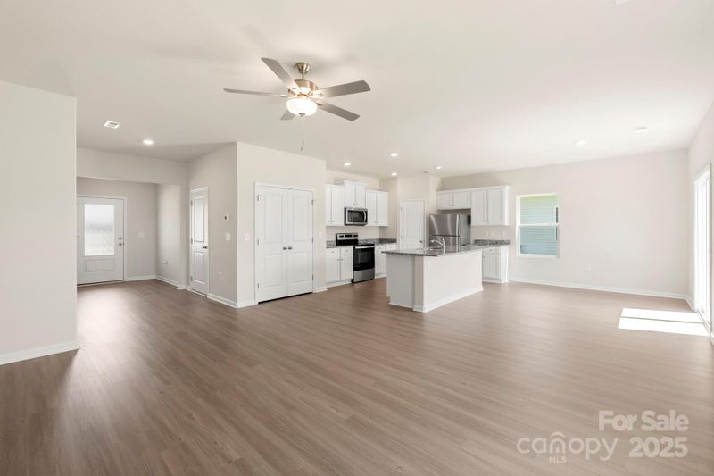 3259 Maple Ridge Dr, Gastonia, NC 28052