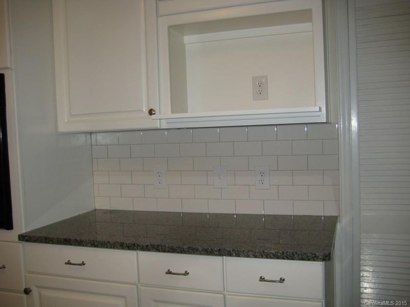 3000 Deerfield Pl, Charlotte, NC 28209