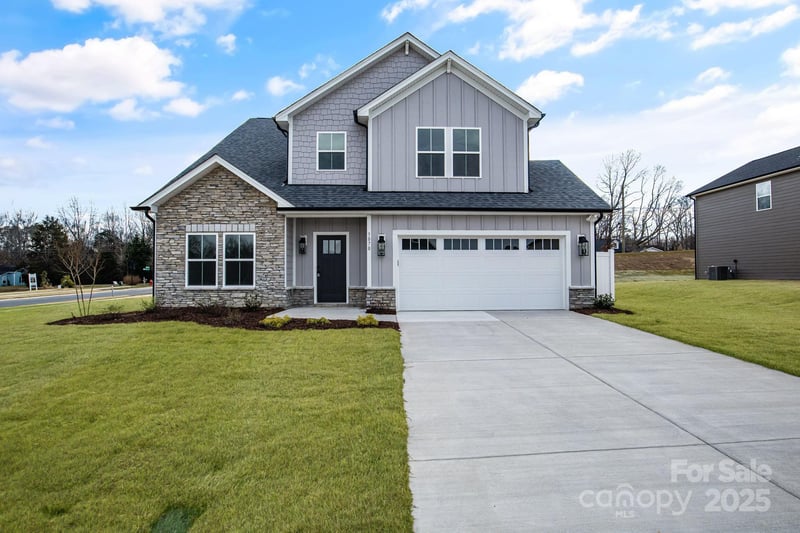3070 Swallowtail Ln, Kannapolis, NC 28027