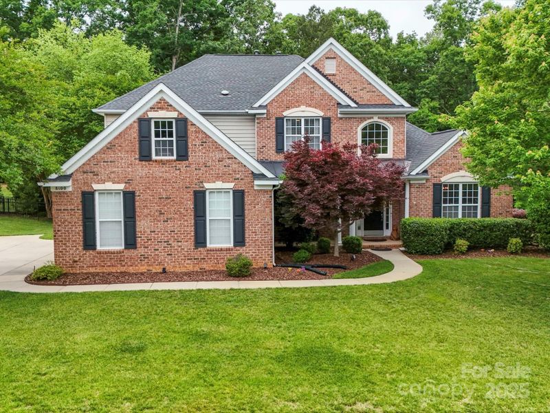 8100 Avanti Dr, Waxhaw, NC 28173