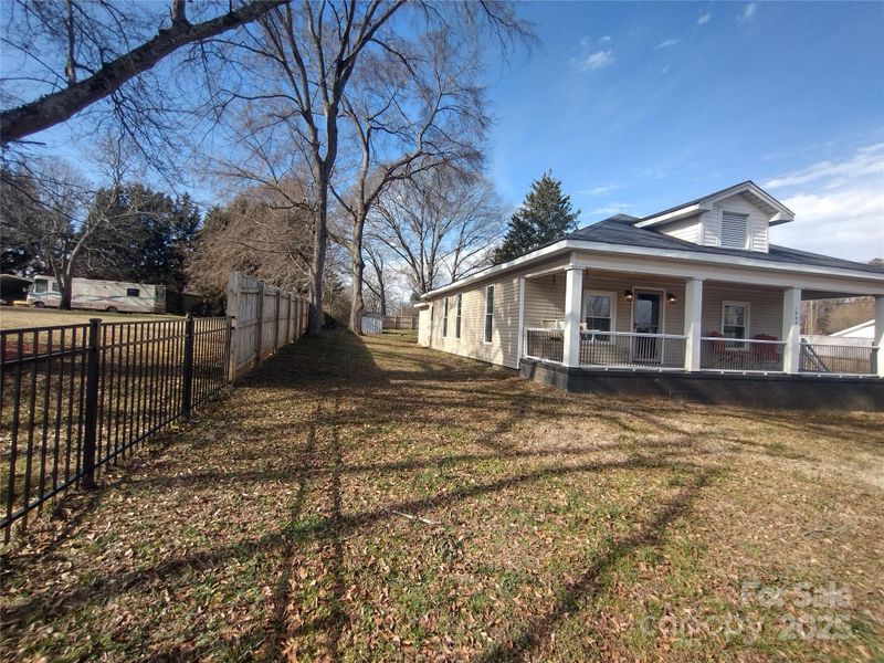 1443 Modena St, Gastonia, NC 28054