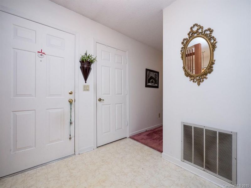 7804 Renaissance Ct #B, Charlotte, NC 28226