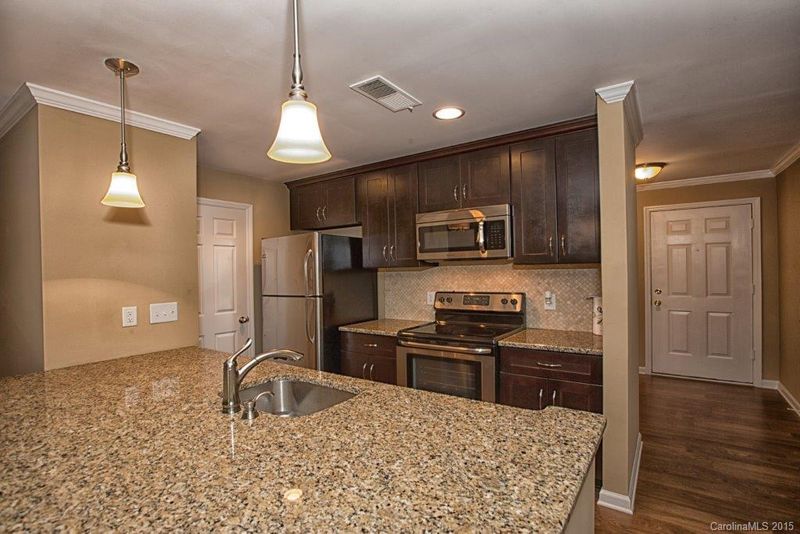 18801 Nautical Dr #204, Cornelius, NC 28031
