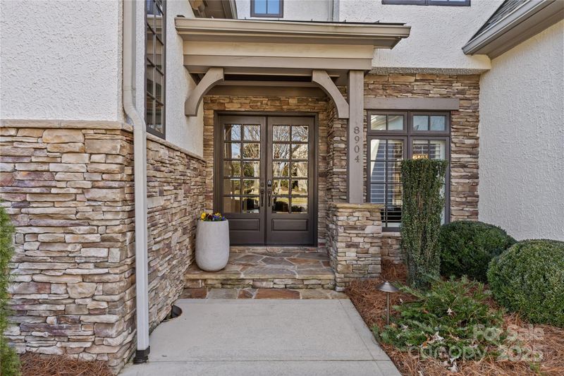 8904 Clavemorr Glenn Ct, Charlotte, NC 28226