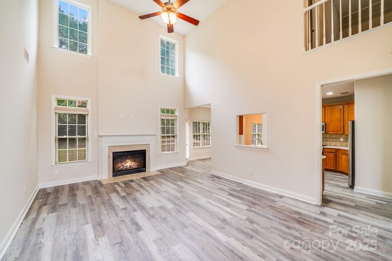 2922 Phillips Fairway Dr, Charlotte, NC 28216