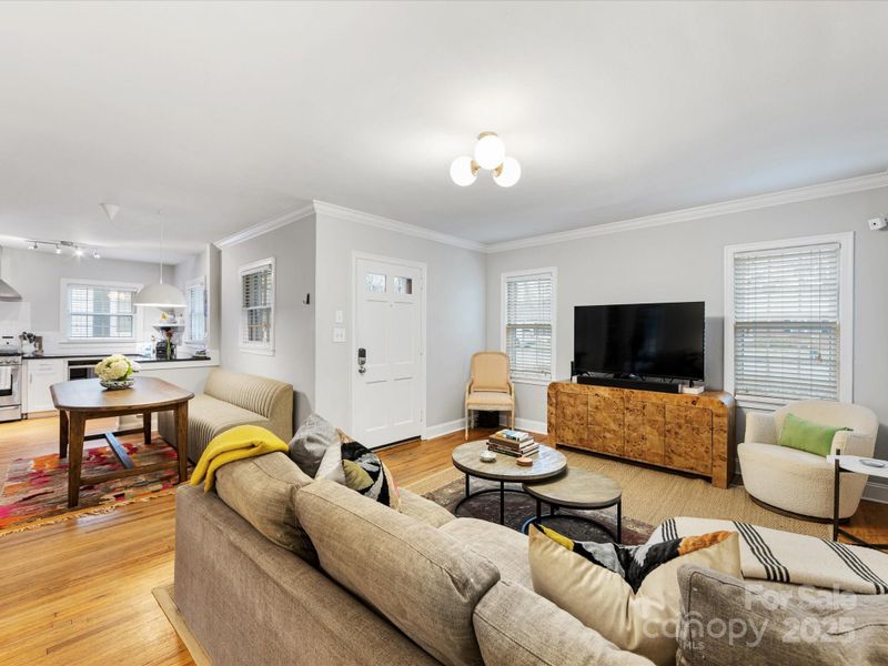518 Hollis Rd, Charlotte, NC 28209