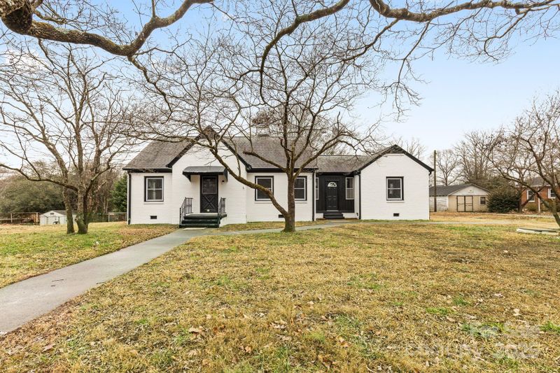 912 Hickory Grove Rd, Gastonia, NC 28056