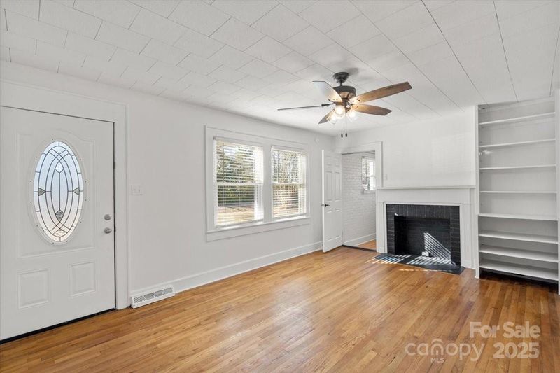 810 8th Avenue Extension, Cramerton, NC 28032