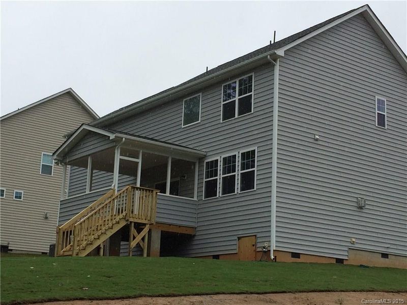 5640 Amanda Ln #123, Belmont, NC 28012