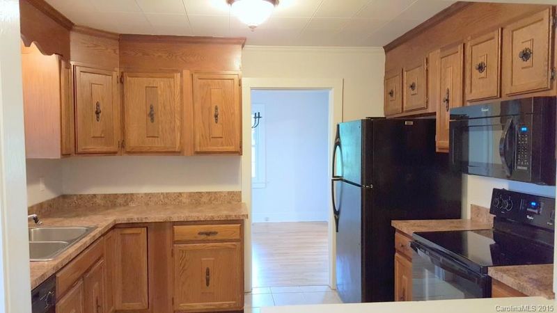 2758 Spencer Rd NE, Conover, NC 28613