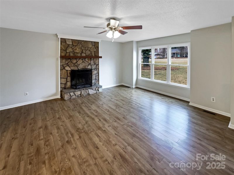 209 Vermont Dr, Stanley, NC 28164