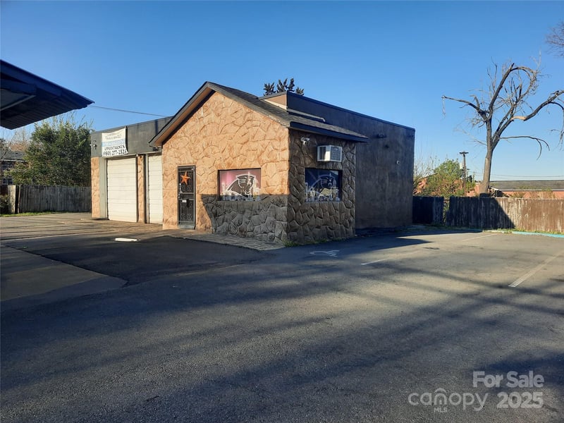 2317 Statesville Ave, Charlotte, NC 28206