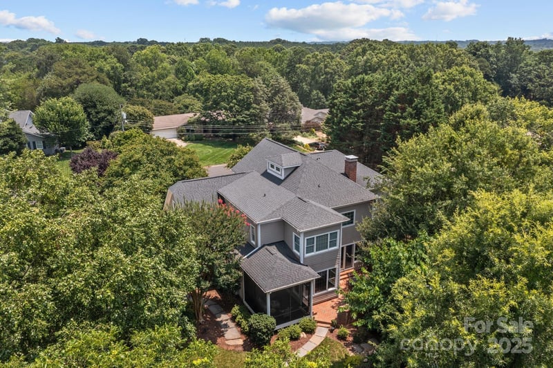 110 Lynbrook Dr, Davidson, NC 28036