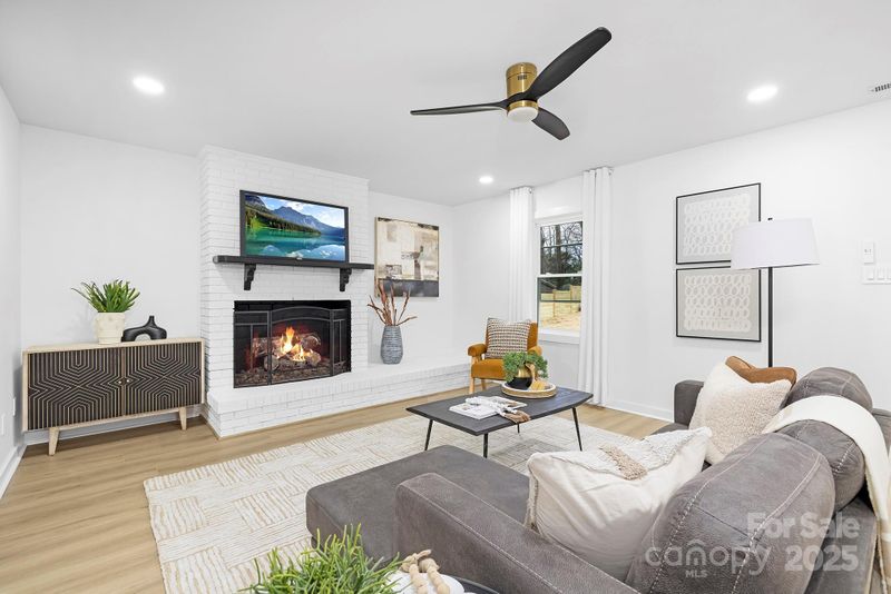 2739 Goneaway Rd, Charlotte, NC 28210