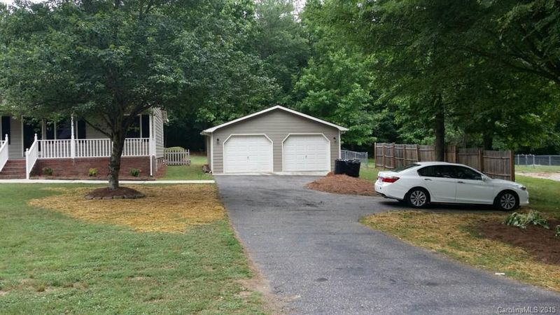 5111 Little Mountain Rd, Gastonia, NC 28056