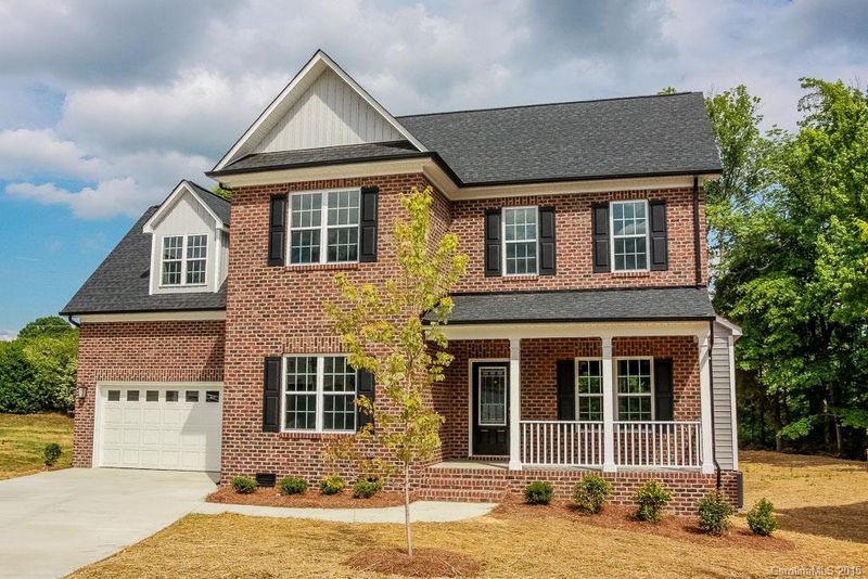 541 Weyburn Dr, Concord, NC 28027
