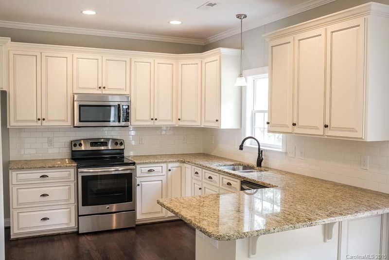 541 Weyburn Dr, Concord, NC 28027
