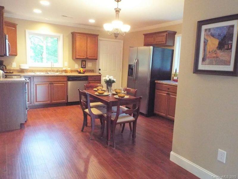 1116 Thomas Ave, Kannapolis, NC 28081