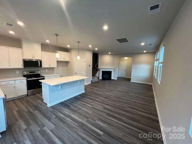 208 Laura Elizabeth Ln, Clover, SC 29710