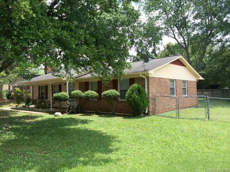 9108 Clancy Pl, Charlotte, NC 28227