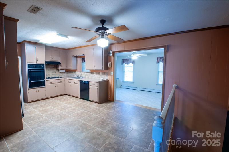 2905 Maryland Ave, Kannapolis, NC 28083