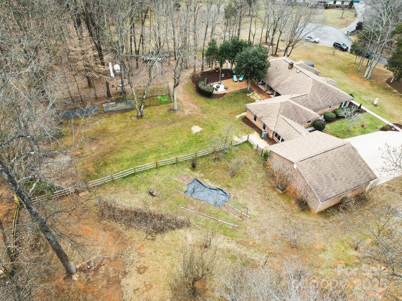 109 Rob Ln, Mooresville, NC 28117