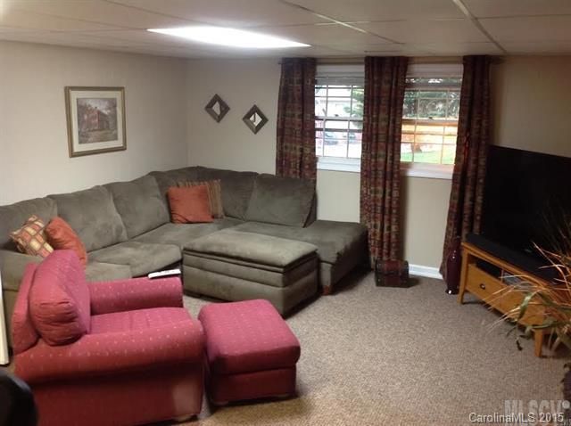 1059 Tangle Dr #1059, Hickory, NC 28602