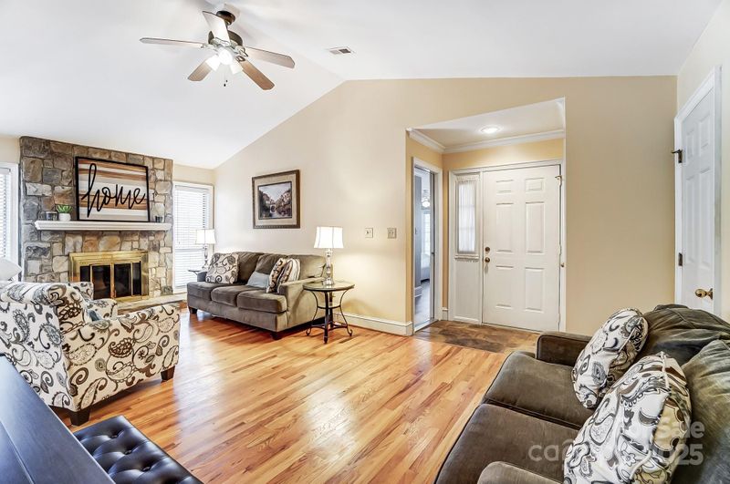 2811 Ashley Arbor Dr, Fort Mill, SC 29715