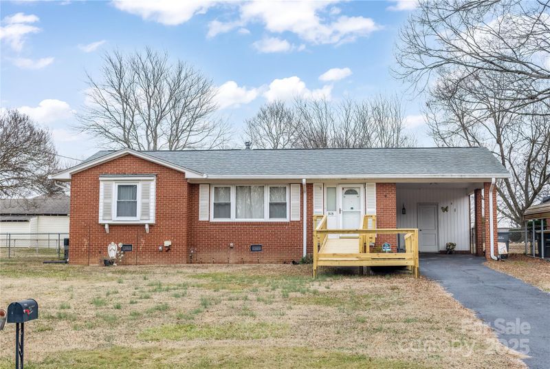 523 Eastway Ave, Kannapolis, NC 28083