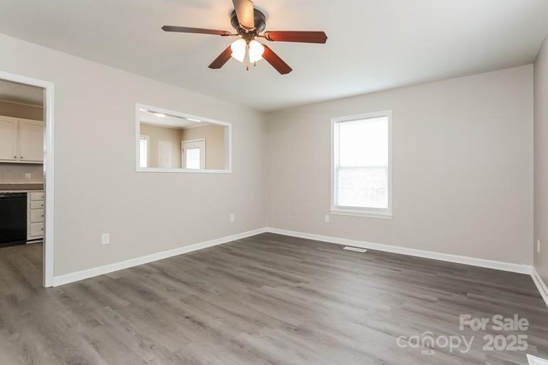 106 Eighth St, York, SC 29745