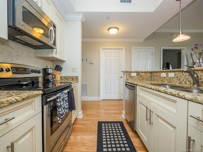300 5th St #325, Charlotte, NC 28202