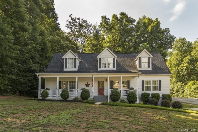 131 Springlake Dr, Troutman, NC 28166