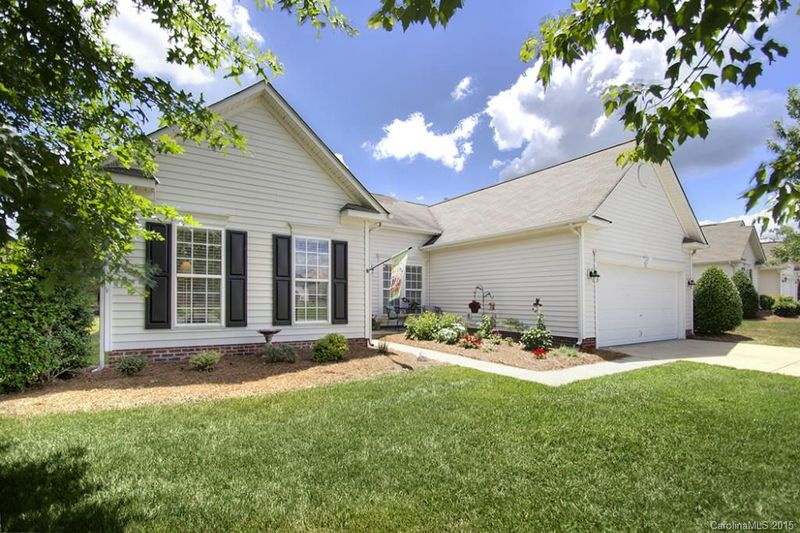 1009 Holly Villa Cir, Indian Trail, NC 28079