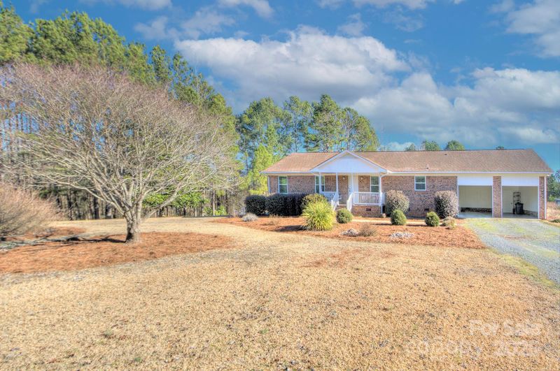 1615 Deer Run Rd, Catawba, SC 29704