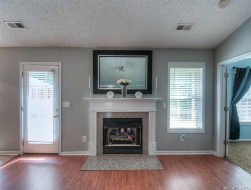 4274 Timberwood Dr, Gastonia, NC 28056