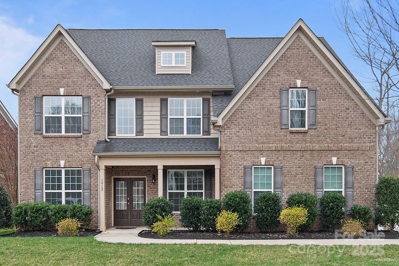 1013 Simmon Tree Ct, Indian Trail, NC 28079