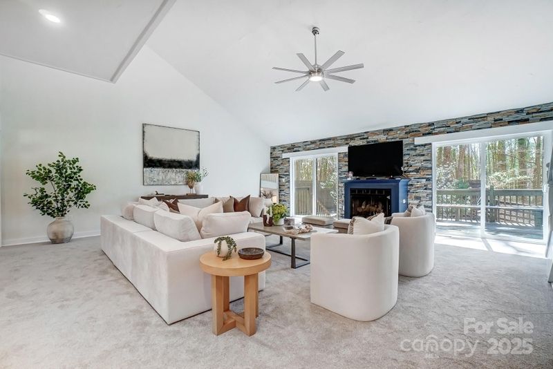 4125 Rivendell Ln, Mint Hill, NC 28227