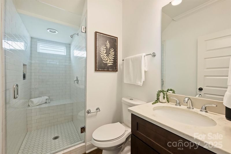 1211 Pinecrest Ave, Charlotte, NC 28205