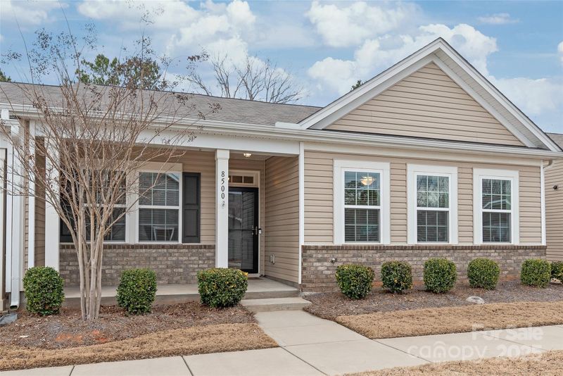 8500 Union Central Ct, Waxhaw, NC 28173