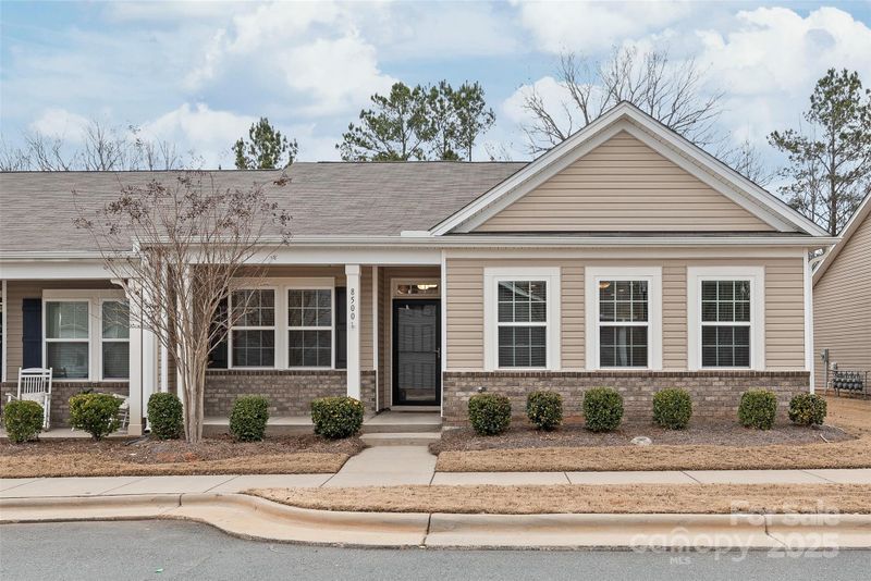 8500 Union Central Ct, Waxhaw, NC 28173
