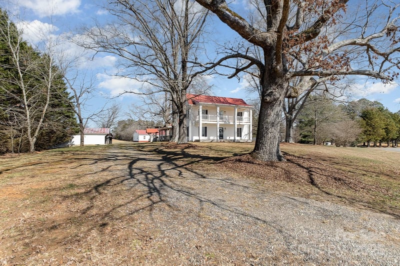 202 Deitz Rd, Statesville, NC 28625