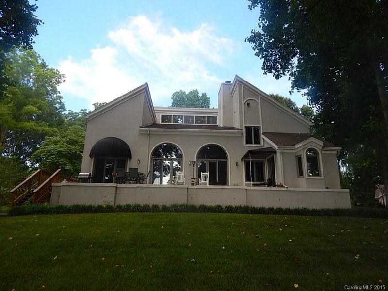 111 Kelly Point Ln, Mooresville, NC 28117