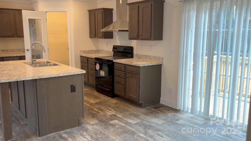 133 Plank Barn Ln, Stony Point, NC 28678