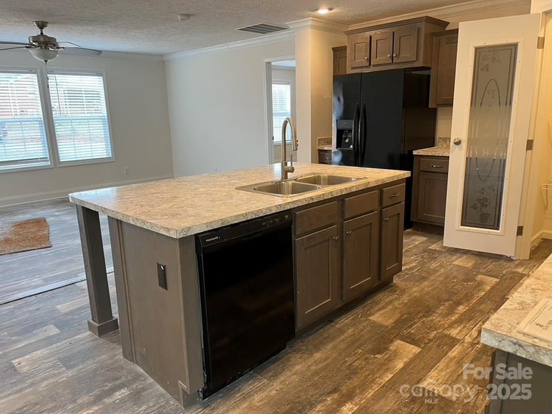133 Plank Barn Ln, Stony Point, NC 28678